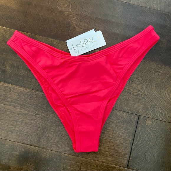 L*Space X REVOLVE Whiplash Bottom - Picture 4 of 7